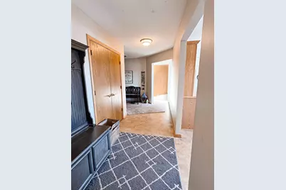 686 W River Drive, New London, MN 56273 - Photo 24