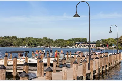 425 Ferndale Road N, Wayzata, MN 55391 - Photo 76