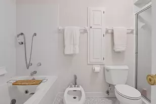 425 Ferndale Road N, Wayzata, MN 55391 - Photo 34