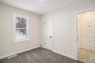 1025 Mahtomedi Ave, Mahtomedi, MN 55115 - Photo 20