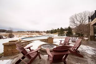 610 E Rolling Hills Dr, Le Center, MN 56057 - Photo 32