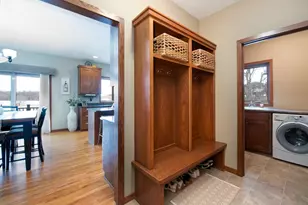 610 E Rolling Hills Dr, Le Center, MN 56057 - Photo 16