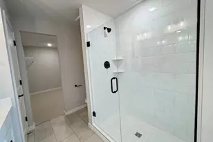 4947 Airlake Dr, Woodbury, MN 55129 - Photo 8