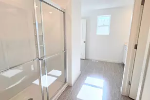 4747 Airlake Dr, Woodbury, MN 55129 - Photo 8