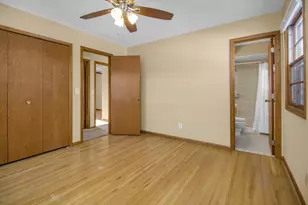 7064 Glenross Rd, Woodbury, MN 55125 - Photo 22