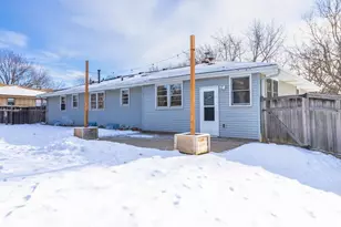 7064 Glenross Rd, Woodbury, MN 55125 - Photo 38