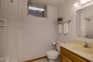 7064 Glenross Rd, Woodbury, MN 55125 - Photo 34