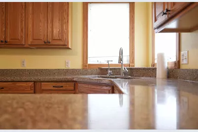 2200 10th Avenue SW, Austin, MN 55912 - Photo 12