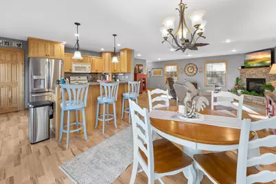 2828 W River Road, Mora, MN 55051 - Photo 10