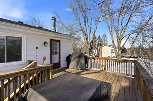 8671 Red Oak Dr, Eden Prairie, MN 55347 - Photo 8