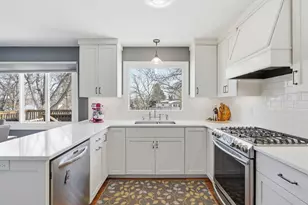 8671 Red Oak Dr, Eden Prairie, MN 55347 - Photo 2