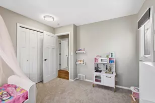 8671 Red Oak Dr, Eden Prairie, MN 55347 - Photo 14