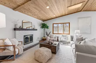 104 Belmont Rd, Apple Valley, MN 55124 - Photo 4