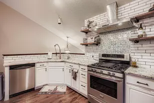 6887 Folkestone Rd, Apple Valley, MN 55124 - Photo 4