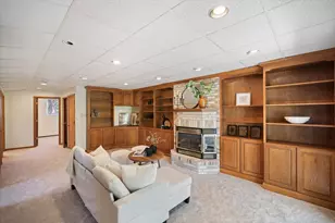 4497 Evergreen Dr, Vadnais Heights, MN 55127 - Photo 36