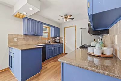 13713 James Avenue S, Burnsville, MN 55337 - Photo 8