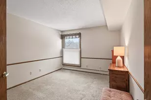 9500 Collegeview Rd, Bloomington, MN 55437 - Photo 14