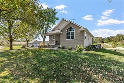 53995 280th Avenue, Pine Island, MN 55963 - Photo 4