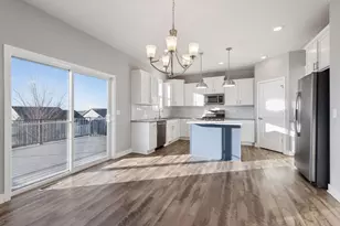 1353 Chestnut Cir, Carver, MN 55315 - Photo 8