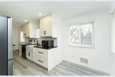 2129 21st Street NW, Rochester, MN 55901 - Photo 8