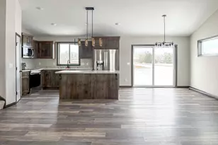 15592 100th Ave, Milaca, MN 56353 - Photo 8