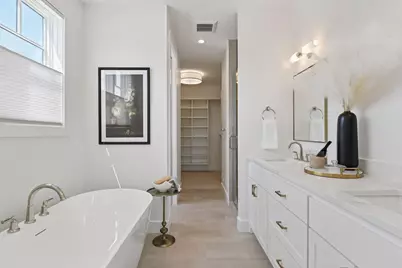 5625 Buffington Lane, Shorewood, MN 55331 - Photo 10