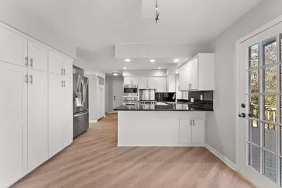 12060 48th Avenue N, Plymouth, MN 55442 - Photo 8