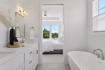 5635 Buffington Lane, Shorewood, MN 55331 - Photo 10