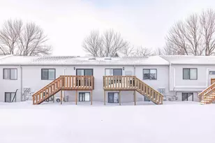 2832 32nd St S, Moorhead, MN 56560 - Photo 8