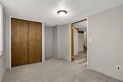 1811 Stanbridge Avenue, Roseville, MN 55113 - Photo 28