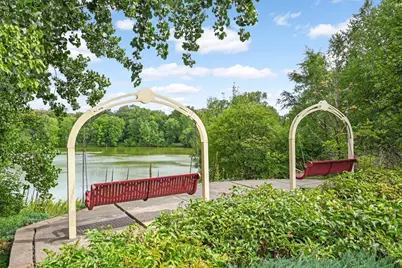 1811 Stanbridge Avenue, Roseville, MN 55113 - Photo 40