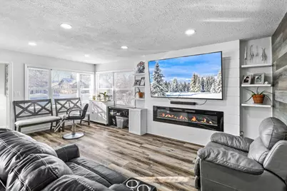 975 Hyacinth Avenue E, Saint Paul, MN 55106 - Photo 6