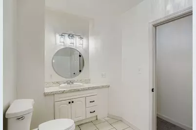 610 Fairview Avenue N, Saint Paul, MN 55104 - Photo 22