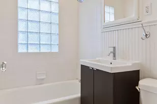 445 Upton Ave S, Minneapolis, MN 55405 - Photo 14