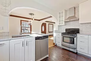 445 Upton Ave S, Minneapolis, MN 55405 - Photo 10