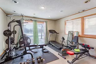 5537 Golfview Ave N, Oakdale, MN 55128 - Photo 18