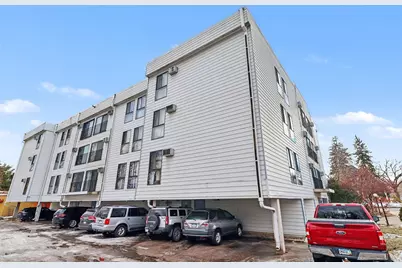 925 30th Avenue S #204, Minneapolis, MN 55406 - Photo 2