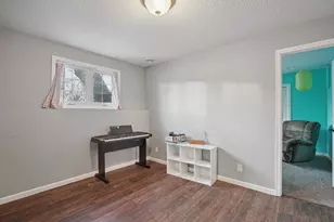 200 Interwood Dr, Glencoe, MN 55336 - Photo 24