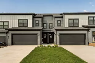 2718 Bentgrass Road NW, Rochester, MN 55901 - Photo 2