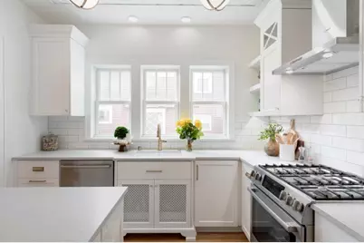 231 Manitoba Avenue N #Main Level, Wayzata, MN 55391 - Photo 26