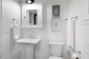 231 Manitoba Ave N, Wayzata, MN 55391 - Photo 4