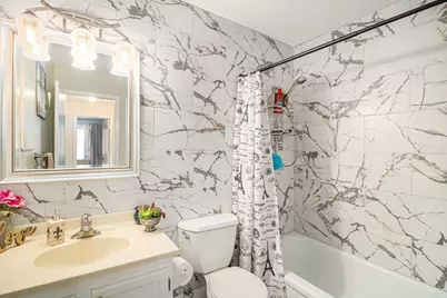 4001 Heritage Hills Drive #304, Bloomington, MN 55437 - Photo 12