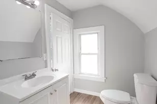 188 Wyoming St E, Saint Paul, MN 55107 - Photo 10