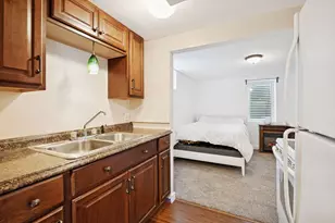 9642 Columbus Ave S, Bloomington, MN 55420 - Photo 34