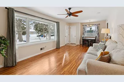 9642 Columbus Avenue S, Bloomington, MN 55420 - Photo 4