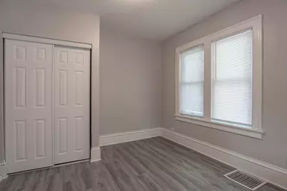 1002 Lowry Avenue N, Minneapolis, MN 55411 - Photo 6