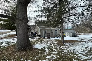 129 3rd Ave NE, Glenwood, MN 56334 - Photo 2