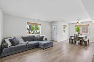 15834 Griffon Path, Apple Valley, MN 55124 - Photo 6