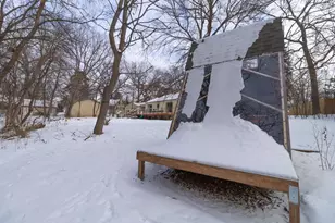 2414 W Old Shakopee Rd, Bloomington, MN 55431 - Photo 32