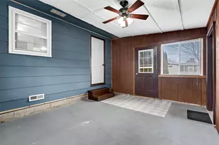 431 S 9th St, La Crescent, MN 55947 - Photo 22